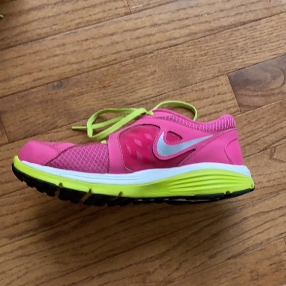 Nike Dual Fusion Running Sneakers - Picture 8 of 8